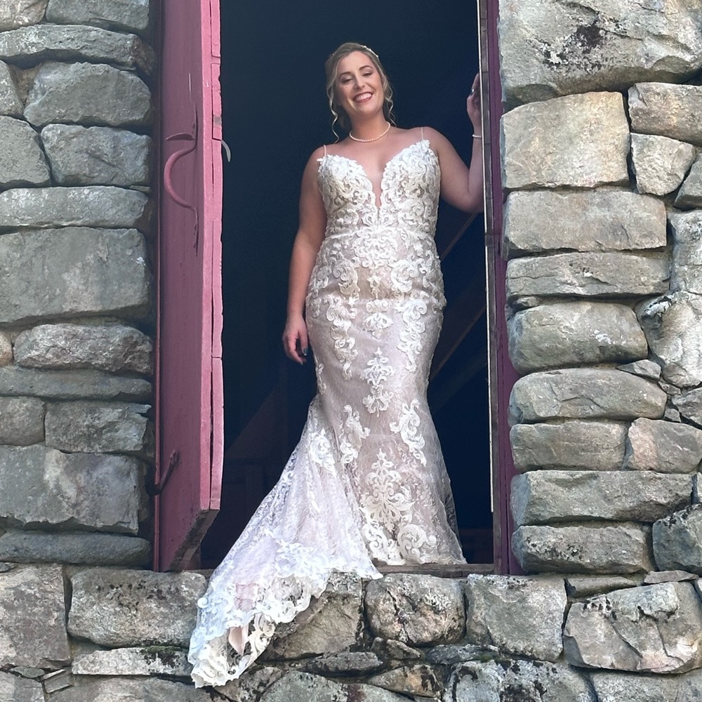 Maggie Sottero Tuscany Lynette Size 18 wedding dress